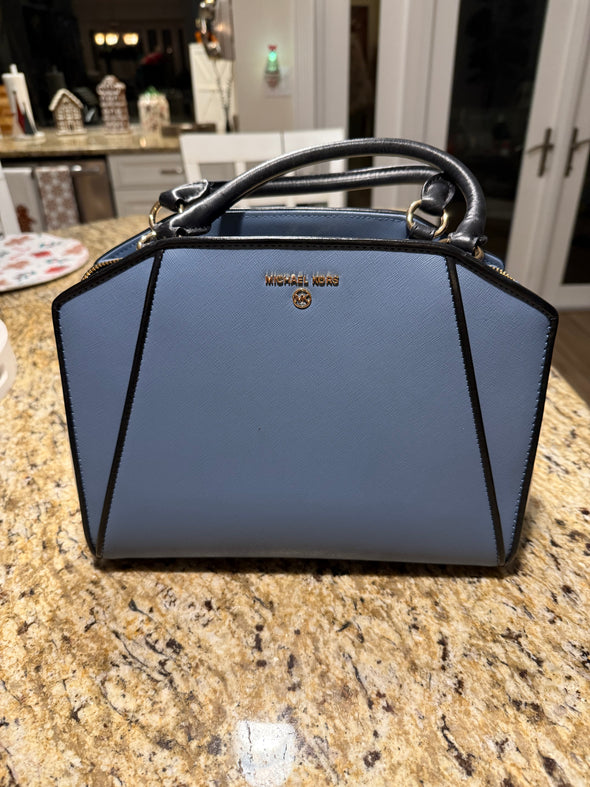Michael Kors handbag - barely used!