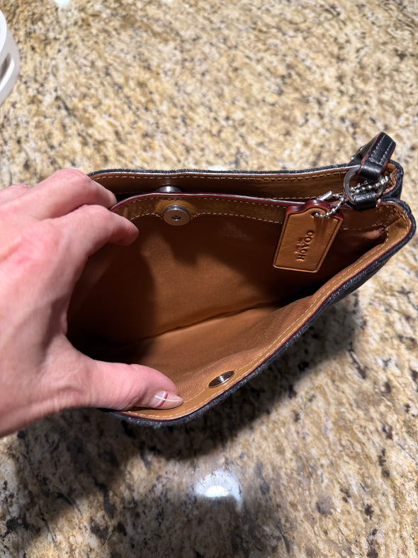 Coach small shoulder bag - used 1-2 times