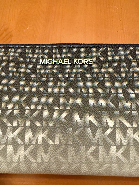 Michael Kors black/white faded wallet - rarely used